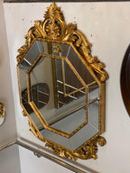 Espelho Redondo Com Detalhe Dourado