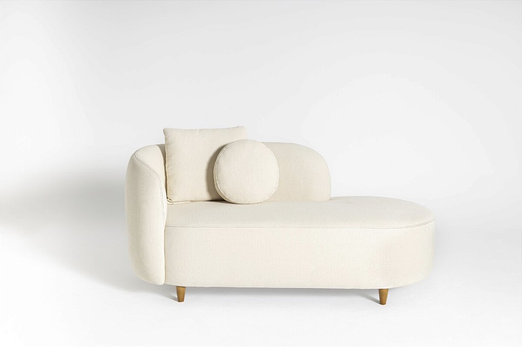 Divã Galisteu Com Almofadas