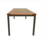 Mesa de Jantar Arthur – Design Contemporâneo com Alumínio e Madeira