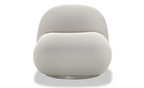 Poltrona Augustine: conforto sofisticado para ambientes elegantes